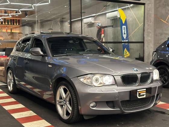 BMW 130i 3.0 SPORT HATCH 24V GASOLINA 4P AUTOMÁTICO BMW 130i 3.0 SPORT HATCH 24V GASOLINA 4P AUTOMÁTICO